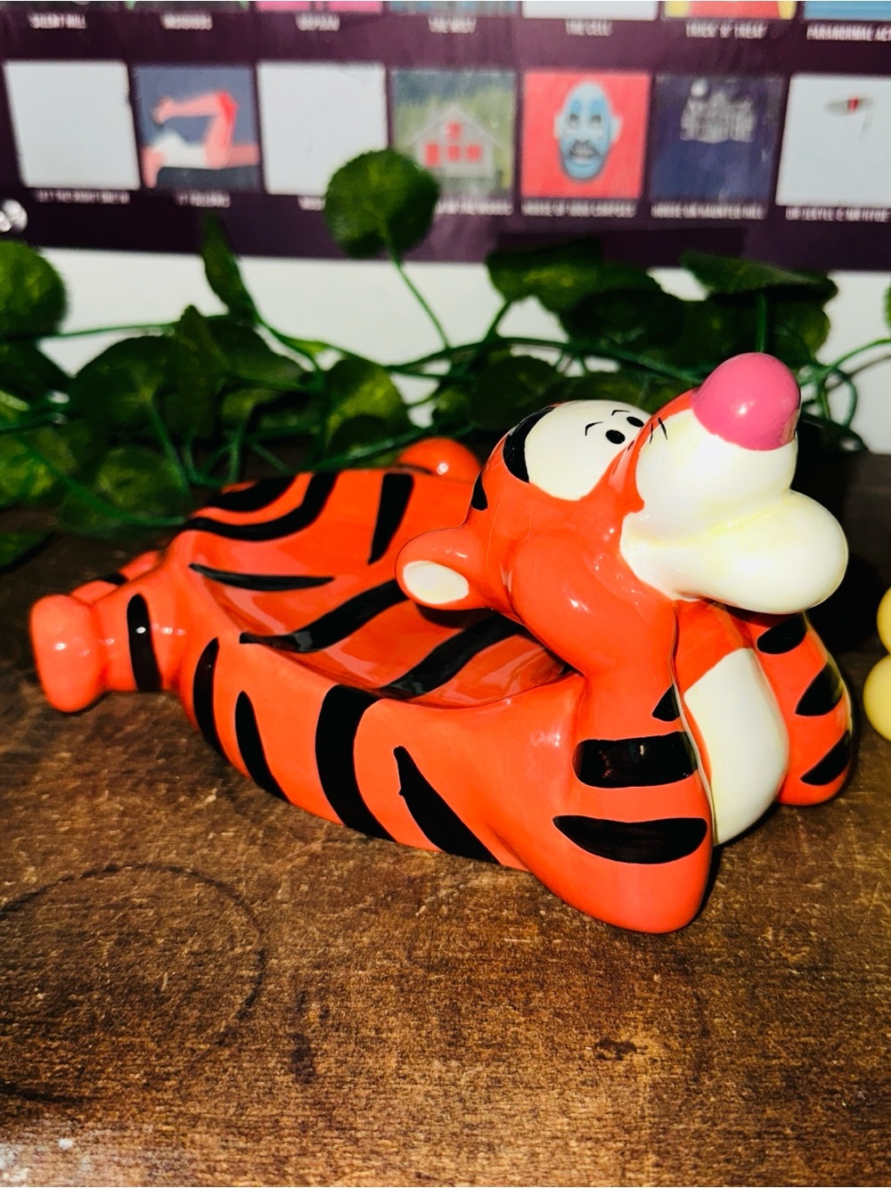 Disney Vintage Winnie The Pooh Tigger Pooh N Friends Soap Dish